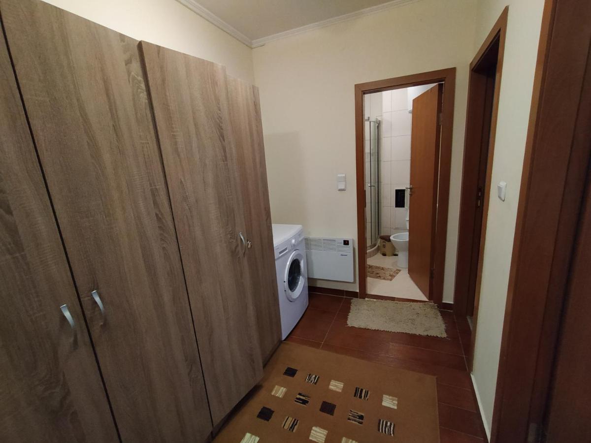 Pine Tree Apartment 3 - B3 Bansko Exterior photo